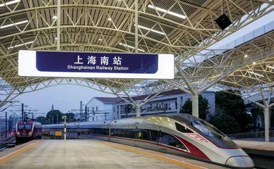 19岁上海南站,缘何刚成高铁站1