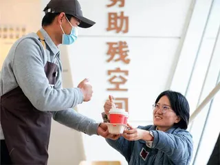 弘扬自强不息精神和扶残助残美德