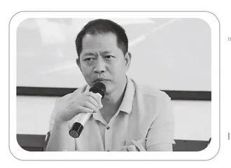 用我的月光浇灌你的诗行 