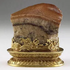 人在博物馆,很想吃文物3