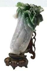 人在博物馆,很想吃文物4