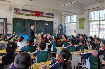 他在村小造火箭，背后有个“云端智囊团”3