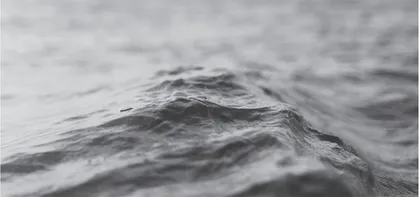 以承受之舟，载青年之梦