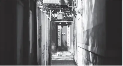 穿过胡同的风