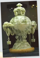 走近岫岩玉雕