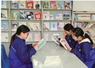图书角“发芽”中3