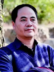 牵好文学作品这匹骏马的缰绳