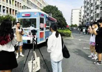 新闻传播专业：探寻真相，拥抱理想