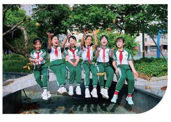 校园秋色 
