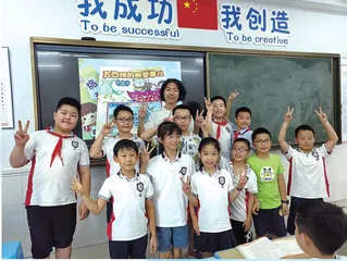 班上来了个大学生