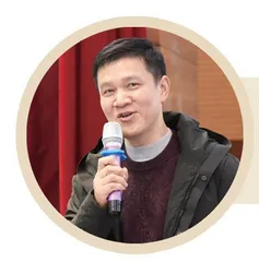 蝴蝶轻轻地飞来
