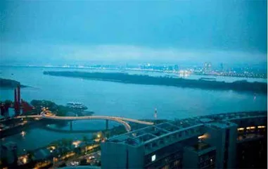 叶兆言:坐在南京这张“凳子”上写南京1