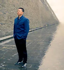 在故宫大梁上碰过一鼻子灰