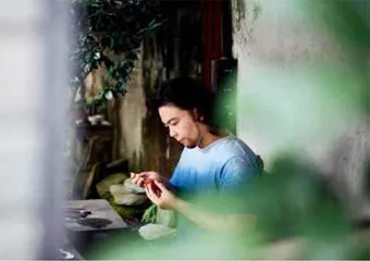 化“伤痕”为艺术3