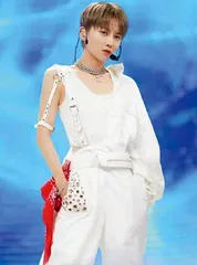 刘雨昕,迎合不如真我2
