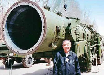 “几度曲折疑无路,众志成城心不灰”1