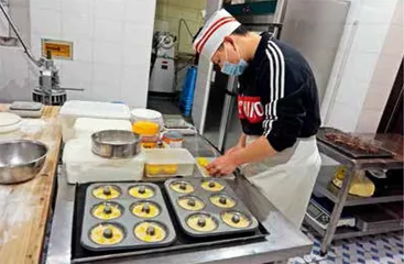 德国夫妻的“无声面包店”1