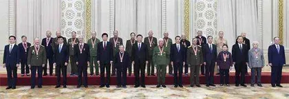 “在不长的时间里,我国社会就发生了翻天覆地的变化”2