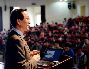 未来科学大奖得主张杰:寻找新能源迫在眉睫2