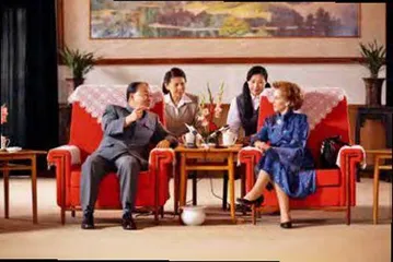 龙平平:把百年党史写进年轻人心里6