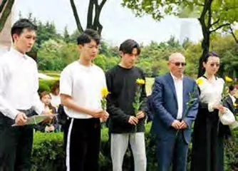 龙平平:把百年党史写进年轻人心里7