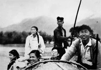 郑律成,在延安弹响曼陀铃7