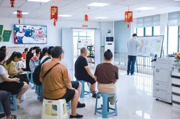 离开精神病院后,穿过社会的窄门2