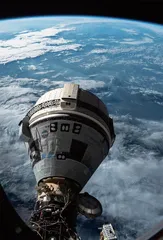 宇航员滞留太空，尴尬了波音1