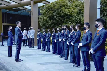 我给富豪做管家,年薪百万1