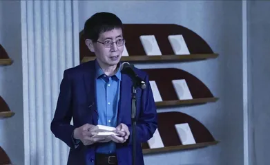 诗人北岛,被50万人围观之后2