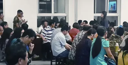 重建人与人的关系