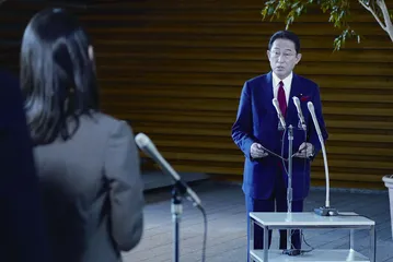 日本对华外交,压力下的调整1