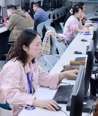 江苏:点“知”成“金”1