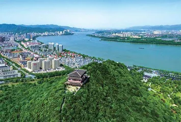 富阳：迈向现代版“富春山居图”