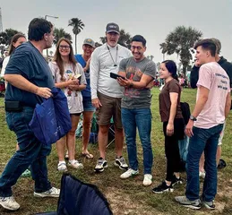 边境小镇对SpaceX的爱与恨1