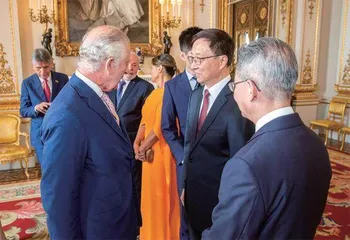 查尔斯三世在争议声中加冕1