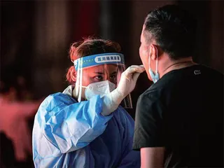 谁将为防疫买单4