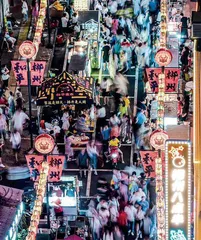 中国经济8月微弱复苏