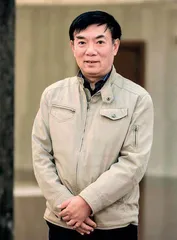 刘长铭:教育要跟学生“谈人生”2
