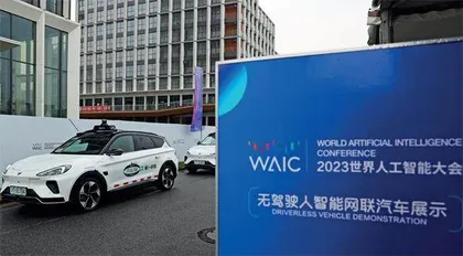 特斯拉绝活来了,谁慌了?1
