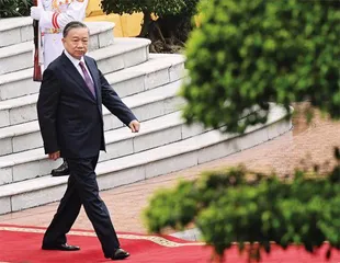苏林的“反浪费”斗争