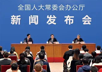 刘纪鹏:稳住股市关乎经济发展和国家安全2