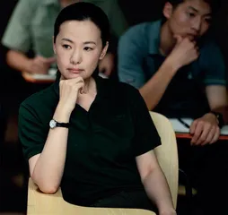 《孤注一掷》:“美女荷官在线发牌”的背后真相5