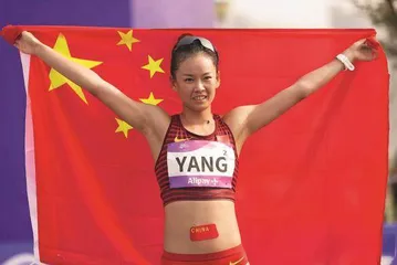 杨家玉：用汗水浇筑冠军节奏