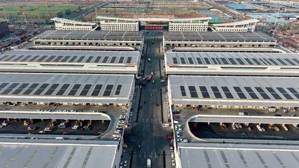 兰田集团：党旗飘扬经济繁荣 创新推动高质量发展