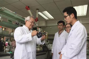孙汉董：努力为民族医药创新发展作贡献1