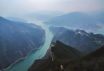 长江三峡:山水交织的千年画卷1