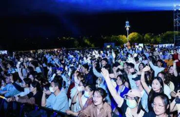 首届仙林大学城艺术节在南京盛大启幕2