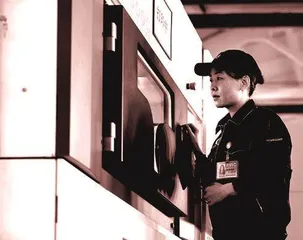 李晓丹：3D打印技术为我国战机“圆梦深蓝”插上强劲的“翅膀”1