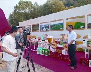 推进“三变”改革 做大苹果产业3